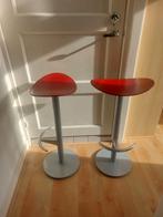 2 Rode Barstoelen met Voetsteun, Huis en Inrichting, Barkrukken, Ophalen, Gebruikt, Met voetsteun, 60 tot 90 cm
