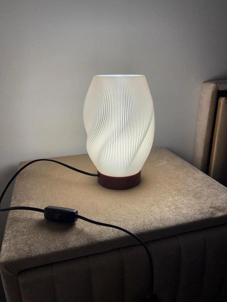 Wave Design Lamp, Huis en Inrichting, Lampen | Tafellampen, Nieuw, Minder dan 50 cm, Kunststof, Ophalen of Verzenden