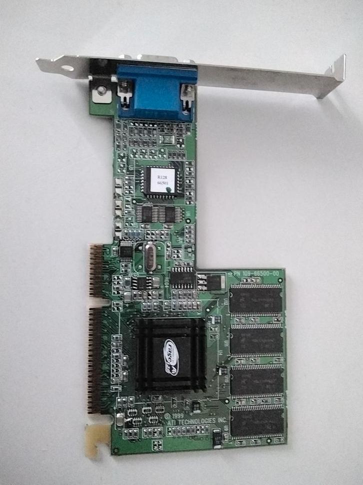 AGP videokaart ATI RAGE128 met 4mb geheugen, Computers en Software, Vintage Computers, Ophalen of Verzenden