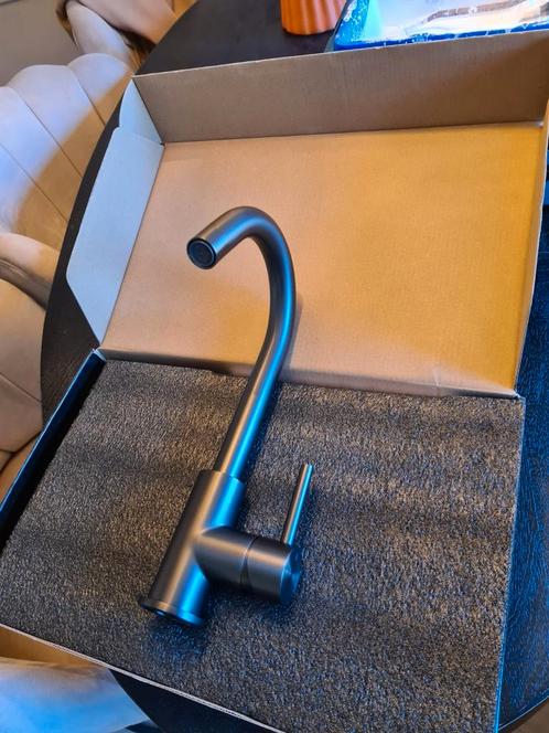 Nieuwe Brauer wastafel kraan | Gun metal |, Doe-het-zelf en Verbouw, Sanitair, Nieuw, Kraan, Ophalen of Verzenden