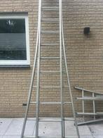 Aluminium schuifladder 14,spots, Doe-het-zelf en Verbouw, Ladders en Trappen, Ophalen, Zo goed als nieuw, Ladder, 4 meter of meer