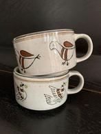 Twee vintage puntgave soepkommen., Huis en Inrichting, Keuken | Servies, Ophalen of Verzenden, Zo goed als nieuw, Overige stijlen