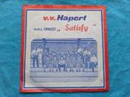 GEZOCHT! Single van voetbalver. Hapert & orkest Satisfy, Gebruikt, 7 inch, Single, Ophalen of Verzenden