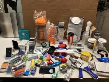 rommelmarkt spullen beschikbaar voor biedingen