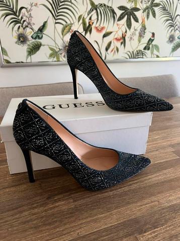 Guess pumps maat 40 zgan zwart strass beschikbaar voor biedingen
