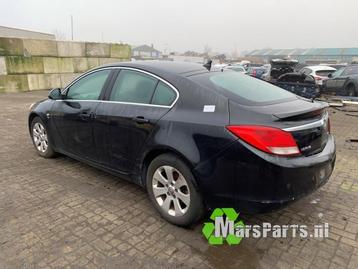 Zijpaneel links-achter van een Opel Insignia (GAR) beschikbaar voor biedingen