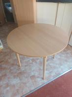 Ronde eettafel met stoelen (moet weg), 50 tot 100 cm, Grenenhout, Rond, Vier personen