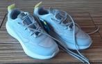 Lacoste Ortholite Dames, Ophalen of Verzenden, Zo goed als nieuw, Schoenen