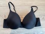Hunkemöller Signature voorgevormde push-up BH zwart 80B, Hunkemöller, Ophalen of Verzenden, Zwart, BH