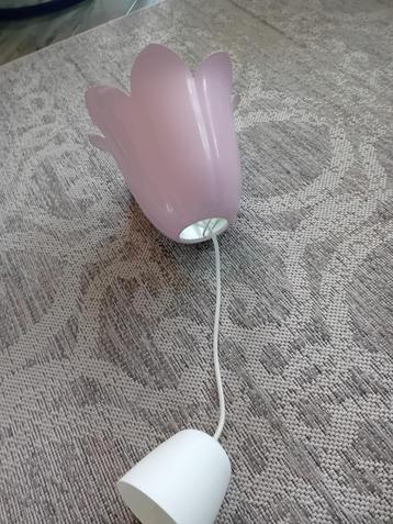 Leuke Bloemenlamp - Roze beschikbaar voor biedingen