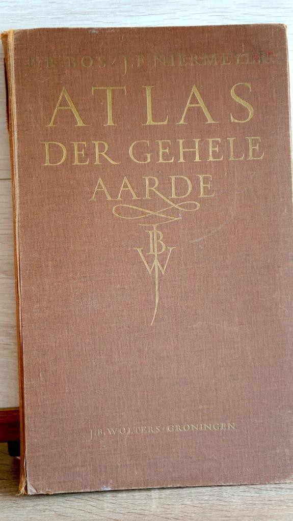 Bos Niermeyer Atlas 1959, Boeken, Atlassen en Landkaarten, Zo goed als nieuw, Overige atlassen, Wereld, 1800 tot 2000, Ophalen of Verzenden