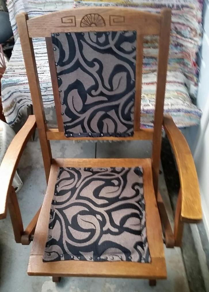 KOOPJE !!!!>>> Houten gestoffeerde klapstoel uit de 19e eeuw, Antiek en Kunst, Antiek | Meubels | Stoelen en Banken, Ophalen of Verzenden