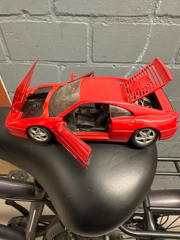 Ferrari F555 Bburago 1:18 beschikbaar voor biedingen