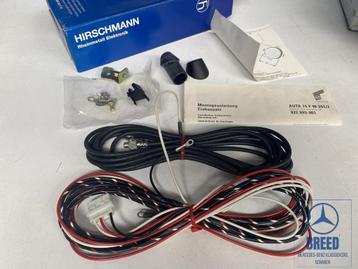 NOS montageset elek. antenne voor Mercedes-Benz W201 beschikbaar voor biedingen