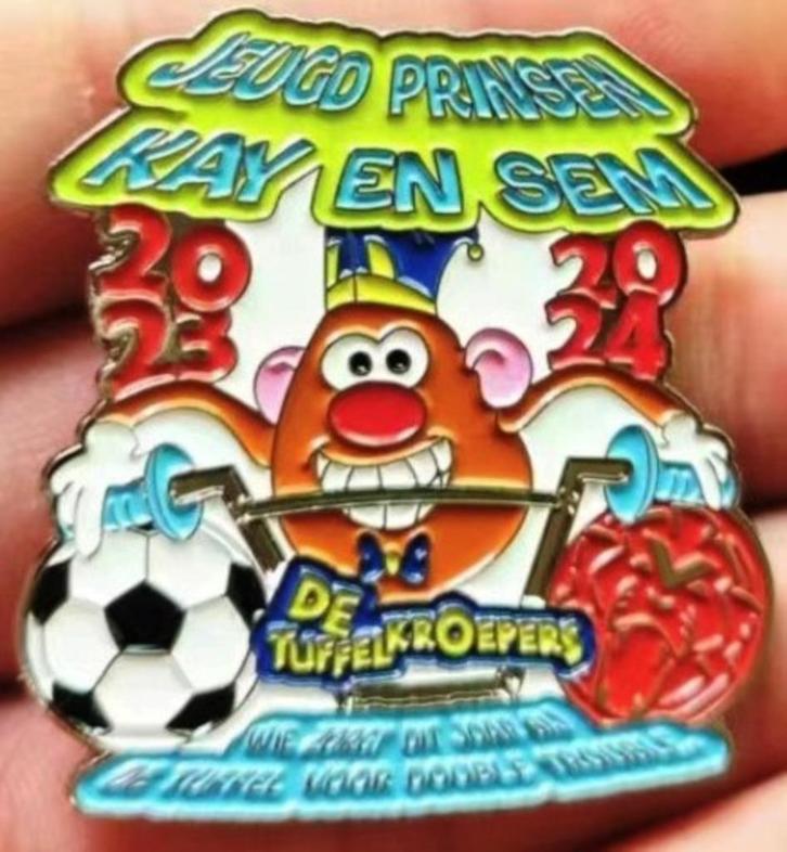 Medailles & Pins Carnavalsonderscheidingen, Kleding | Dames, Carnavalskleding en Feestkleding, Nieuw, Accessoires, Carnaval, Ophalen of Verzenden