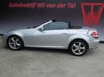 Mercedes-Benz SLK 200 K. | AUTOMAAT | LEER | NAVIGATIE | CRU, Auto's, Automaat, 65 €/maand, Achterwielaandrijving, Gebruikt