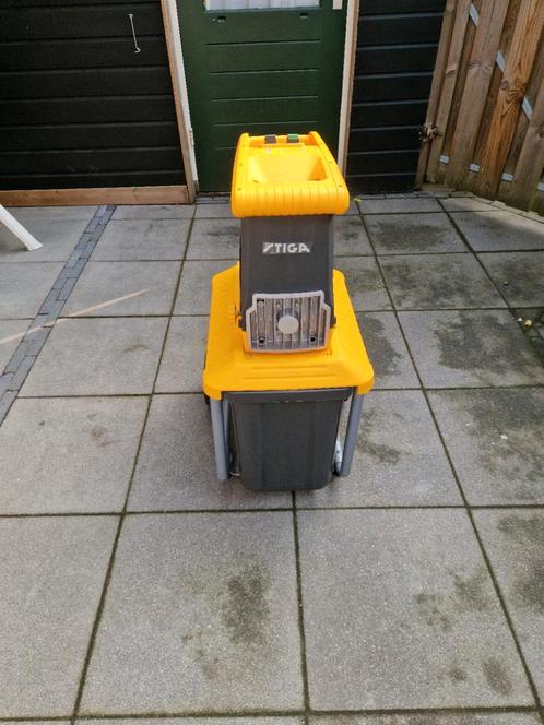 Tiga hakselaar, Tuin en Terras, Hakselaars, Zo goed als nieuw, Ophalen
