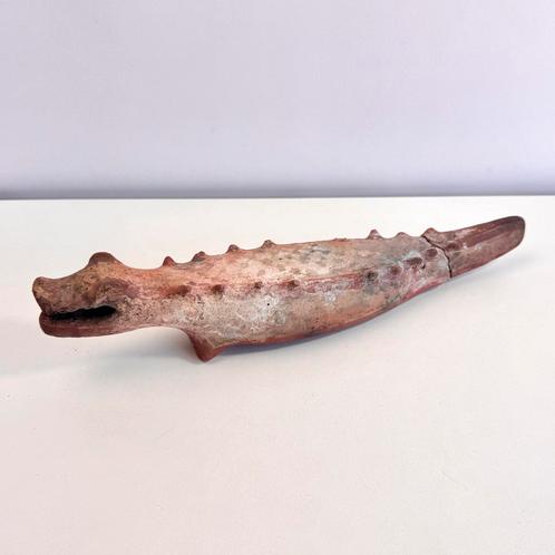 Bodemvondst terracotta krokodil dieren beeld, Antiek en Kunst, Antiek | Keramiek en Aardewerk, Ophalen of Verzenden
