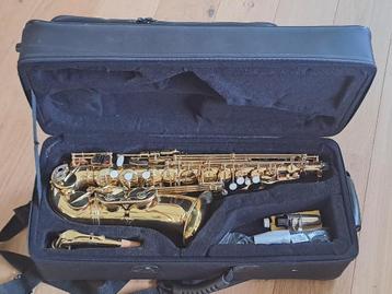 Gereviseerde Chateau altsaxofoon beschikbaar voor biedingen