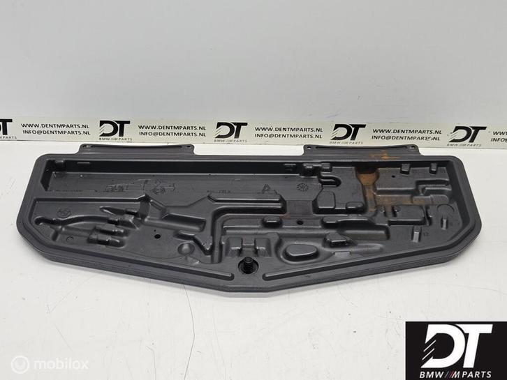 Gereedschapset houder BMW 5-serie E39 71111182774, Auto-onderdelen, Overige Auto-onderdelen, BMW, Gebruikt, Ophalen of Verzenden