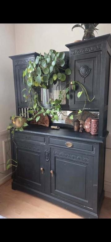 Kast eetkamer / woonkamer zwart.  beschikbaar voor biedingen