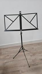 Muziekstandaard met hoes, Muziek en Instrumenten, Standaards, Verzenden, Gebruikt, Muziekstandaard, Keyboard of Synthesizer