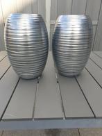 2 binnen bloempotten grijs metallic, Tuin en Terras, Bloempotten, Ophalen, Rond, Binnen, Zo goed als nieuw