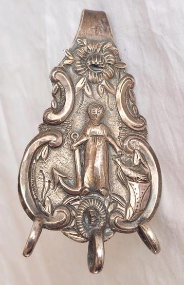 Antieke zilveren beugel tas gereedschap haak  beschikbaar voor biedingen