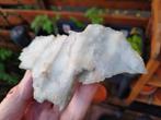 D11-4 Glinsterende Chalcedoon Madan Bulgarije #collectie, Ophalen of Verzenden, Mineraal