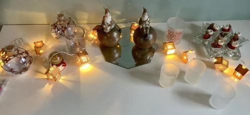 Set met verschillende kerstspullen/verlichting/kerstman enz, Diversen, Kerst, Zo goed als nieuw, Ophalen of Verzenden