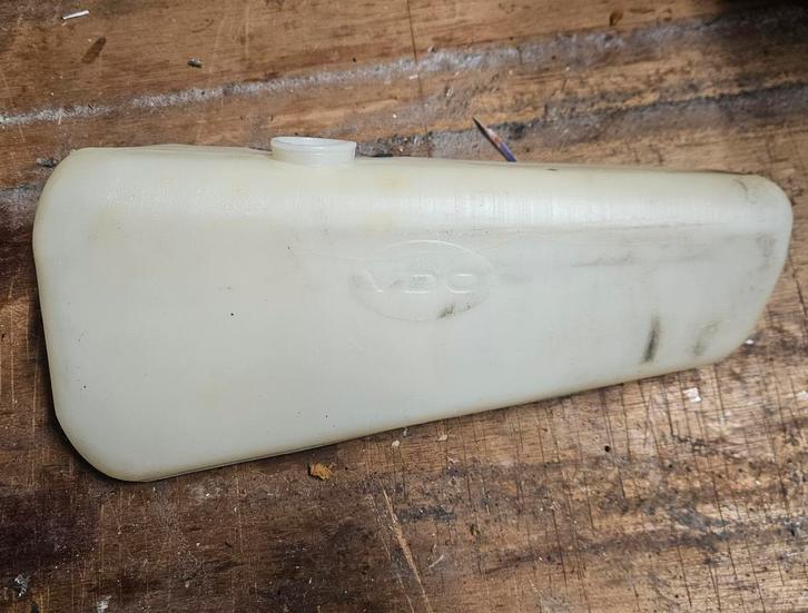 Ruitenwisservloeistofreservoir Mercedes W114/W115 1971 VDO, Auto diversen, Auto-accessoires, Gebruikt, Ophalen of Verzenden