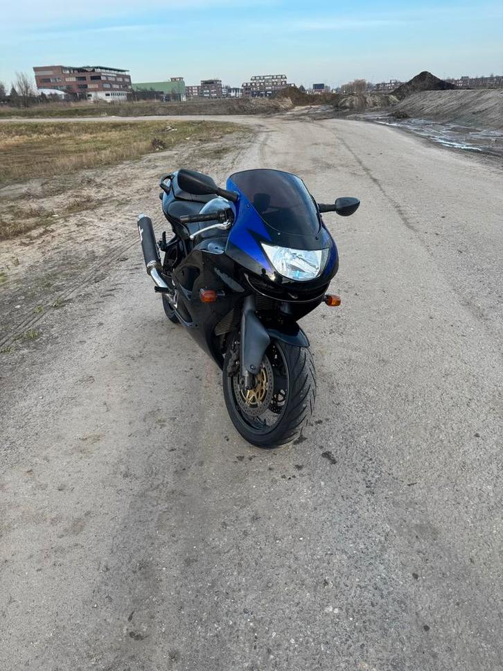 Kawasaki ZX6R, Motoren, Motoren | Kawasaki, Particulier, Super Sport, meer dan 35 kW, 4 cilinders, Motorrijbewijs A, LED Verlichting