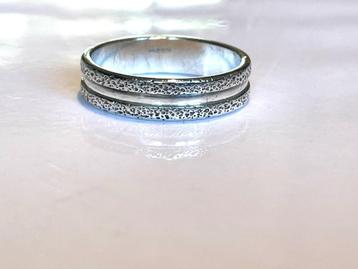 Ring zilver 925  beschikbaar voor biedingen