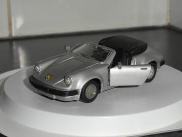 modelauto McToy Porsche 911SC beschikbaar voor biedingen