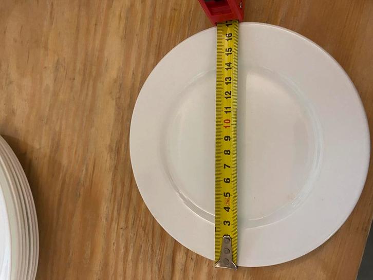 Partij Select Dinnerware Borden – 17 cm – 21 stuks, Huis en Inrichting, Keuken | Servies, Zo goed als nieuw, Bord(en), Overige stijlen