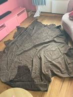 2 grote lappen bruin leer, Hobby en Vrije tijd, Stoffen en Lappen, Ophalen of Verzenden, Zo goed als nieuw