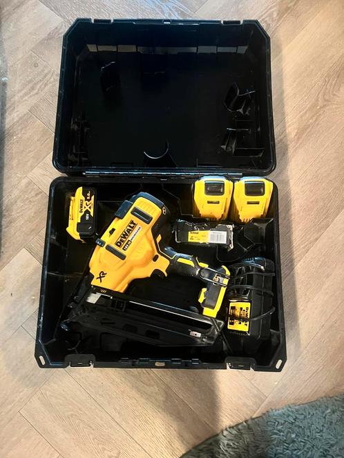 De Walt proffesionele Tacker DCN660 type 2 ZGAN, Doe-het-zelf en Verbouw, Gereedschap | Overige machines, Zo goed als nieuw, Ophalen of Verzenden