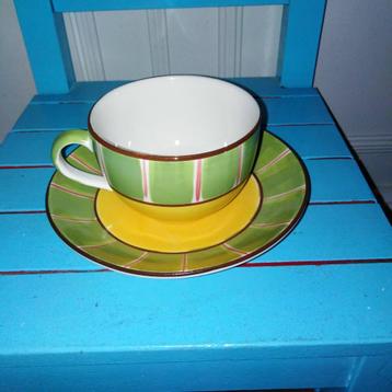 Kop en schotel Nature Given Quality Handpainted beschikbaar voor biedingen