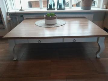Salontafel beschikbaar voor biedingen