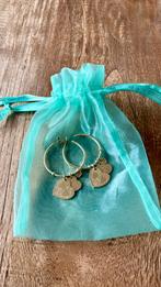 Joy Jewellery Gouden Oorbellen met Hartjes, Sieraden, Tassen en Uiterlijk, Ophalen of Verzenden, Zo goed als nieuw, Goud, Hangers