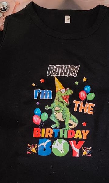 Een t shirt voor de 2 jarige een feestelijk tshirt beschikbaar voor biedingen