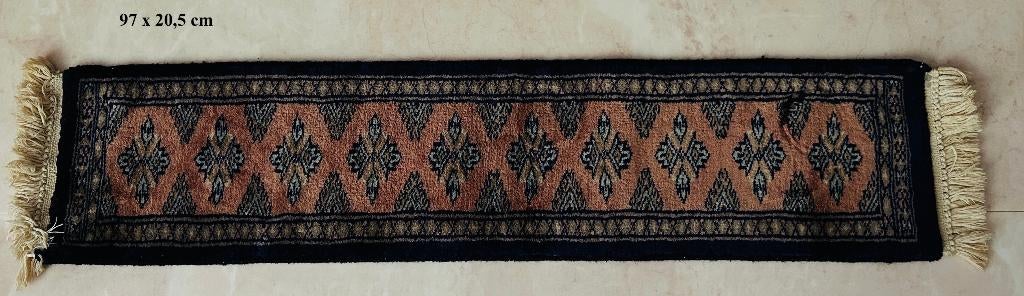 Kleedje 97 x 20,5 incl franje Loper voor dressoir tapijtje, Ophalen