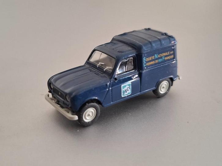 1:87 Renault R4 Fourgonnette SNCF Brekina in OVP € 12, Hobby en Vrije tijd, Modelauto's | 1:87, Zo goed als nieuw, Auto, Brekina