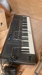 Roland E5 keyboard synthesizer, Muziek en Instrumenten, Keyboards, Roland, Ophalen of Verzenden, Met standaard, 61 toetsen