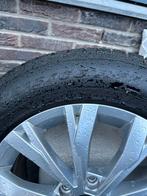 4 Pirelli Scorpion Winter 215/65 R17 VW Velgen, Auto-onderdelen, Banden en Velgen, Ophalen, 215 mm, Banden en Velgen, Nieuw