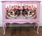 Roze kastje “Kitten” Queen Ann, kast, dressoir, TV kast, Ophalen of Verzenden, Zo goed als nieuw, 25 tot 50 cm, 150 tot 200 cm