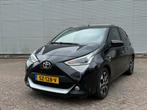 Toyota Aygo 1.0 Vvt-i 72pk 5D 2018 Zwart airco x-first, Voorwielaandrijving, Stof, Zwart, 4 stoelen