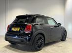 MINI Mini 1.5 Cooper Essential | Navigatie/Android/Apple Car, Voorwielaandrijving, Gebruikt, 4 stoelen, Zwart