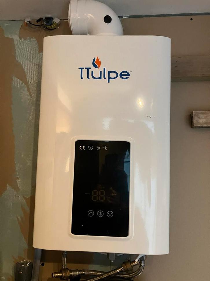 Ttulpe Geiser - Zo goed als nieuw!, Doe-het-zelf en Verbouw, Geisers en Boilers, Zo goed als nieuw, Geiser, Propaan of Butaan