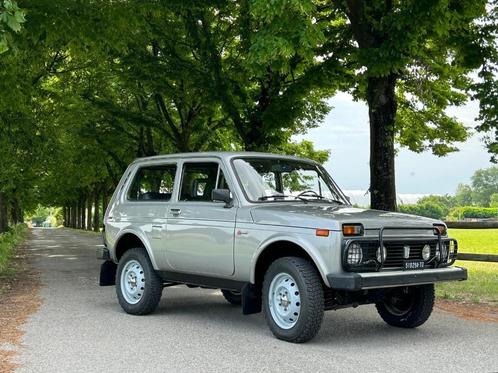 Lada Niva -  klassieker - PERFECT gerestaureerd, Auto's, Lada, Particulier, Niva, 4x4, Metallic lak, Mistlampen, Benzine, SUV of Terreinwagen